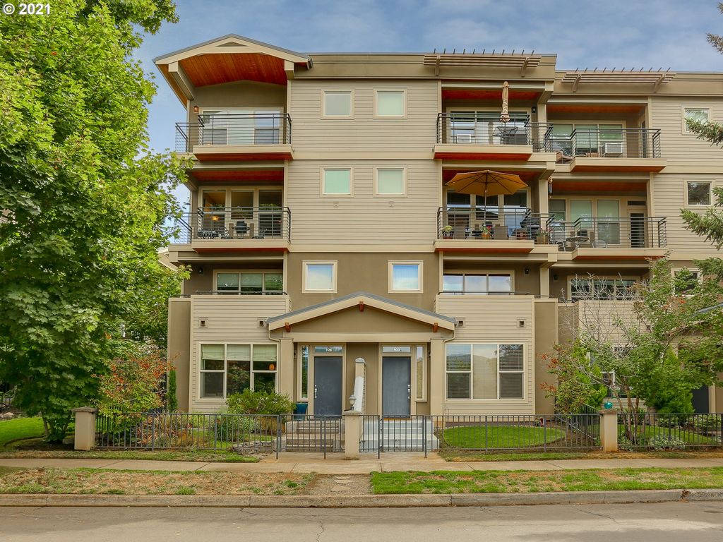 3123 N Willamette Blvd #204, Portland, OR 97217