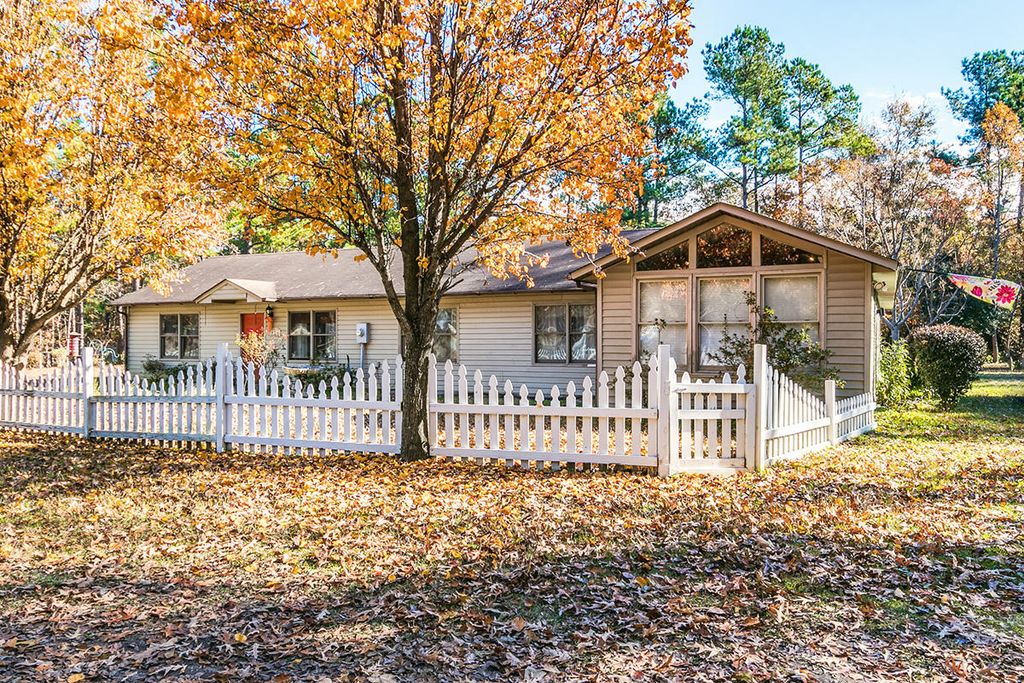 1434 Main St, Bonneau, SC 3 Bed, 1 Bath SingleFamily Home Trulia