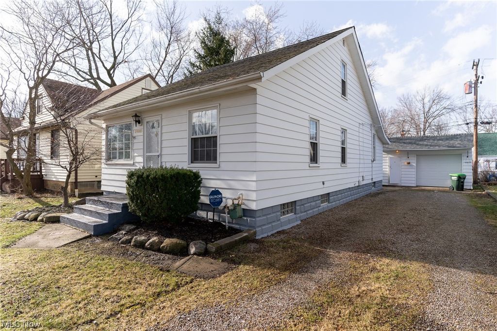 29003 Weber Ave, Wickliffe, OH 44092