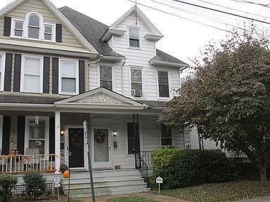 64 Mallery Pl, Wilkes Barre, PA 18702
