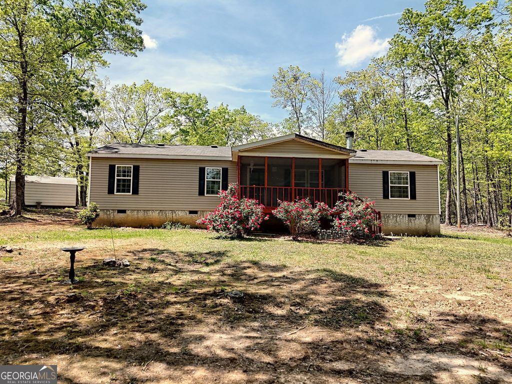 361 Flint Mountain Ln, Tiger, GA 30576