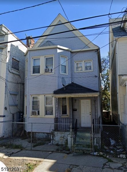 53 Union St, Newark, NJ 07105, USA - 5 unit Rentals