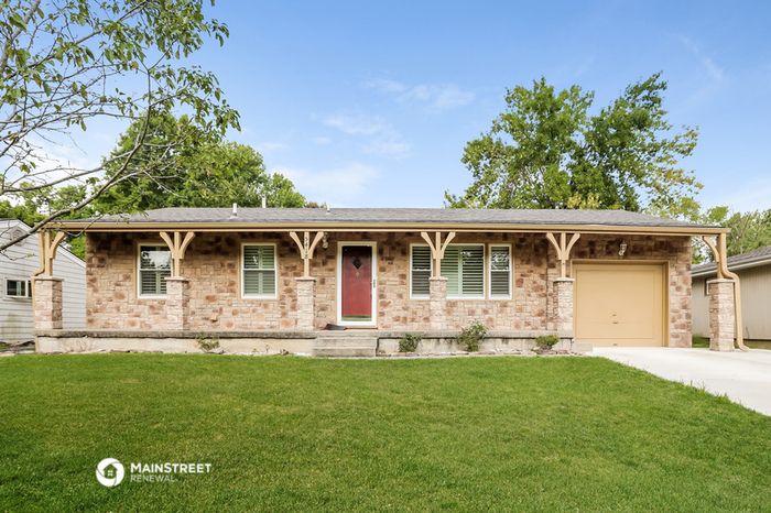 5418 N Highland Ave, Kansas City, MO 64118