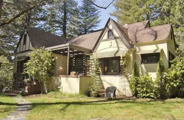 533 Nevada St, Nevada City, CA 95959