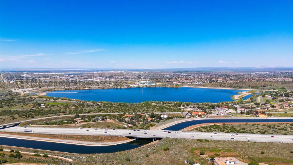 Lakeview Drive Vic Tierra, Palmdale, CA 93551