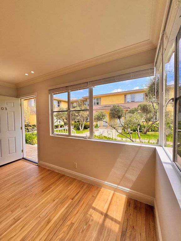 3160-3178 S Barrington Ave, Los Angeles, CA 90066