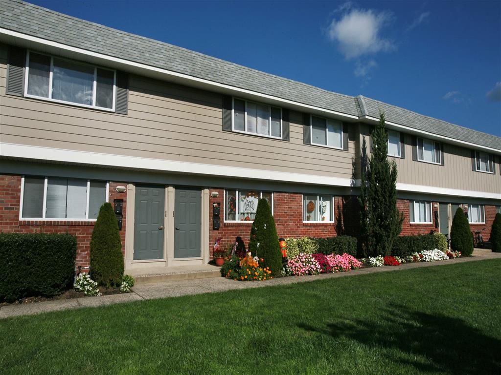Buttonwood Apartments in Maple Shade, NJ 08052 - 1 Bed, 1 Bath Rentals