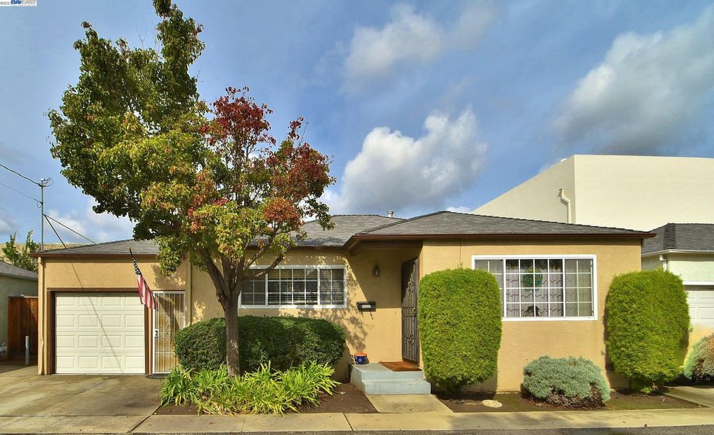 20828 Baker Rd, Castro Valley, CA 94546