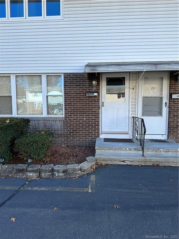 466 Middletown Ave #20, New Haven, CT 06513