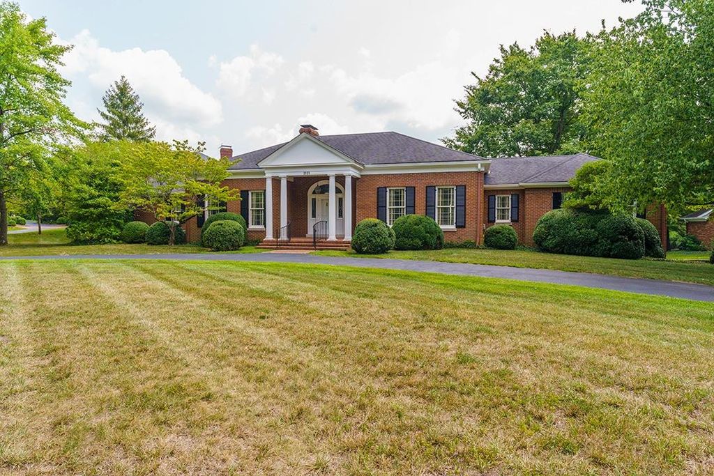 2121 Lakeside Dr, Lexington, KY 40502