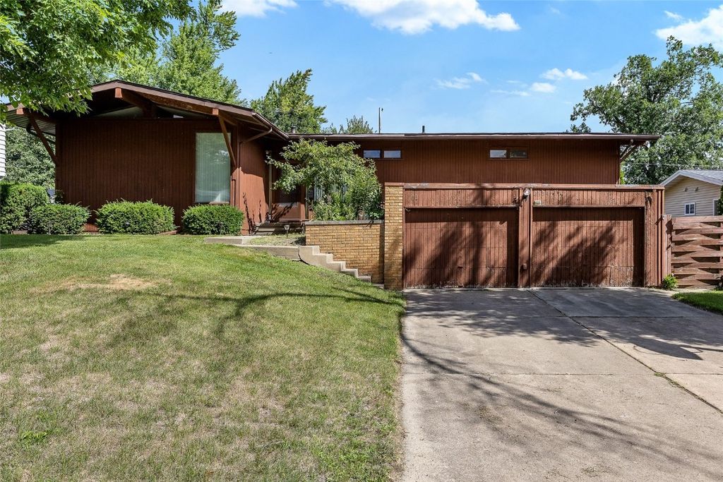 2354 Brookland Dr NE, Cedar Rapids, IA 52402 Trulia