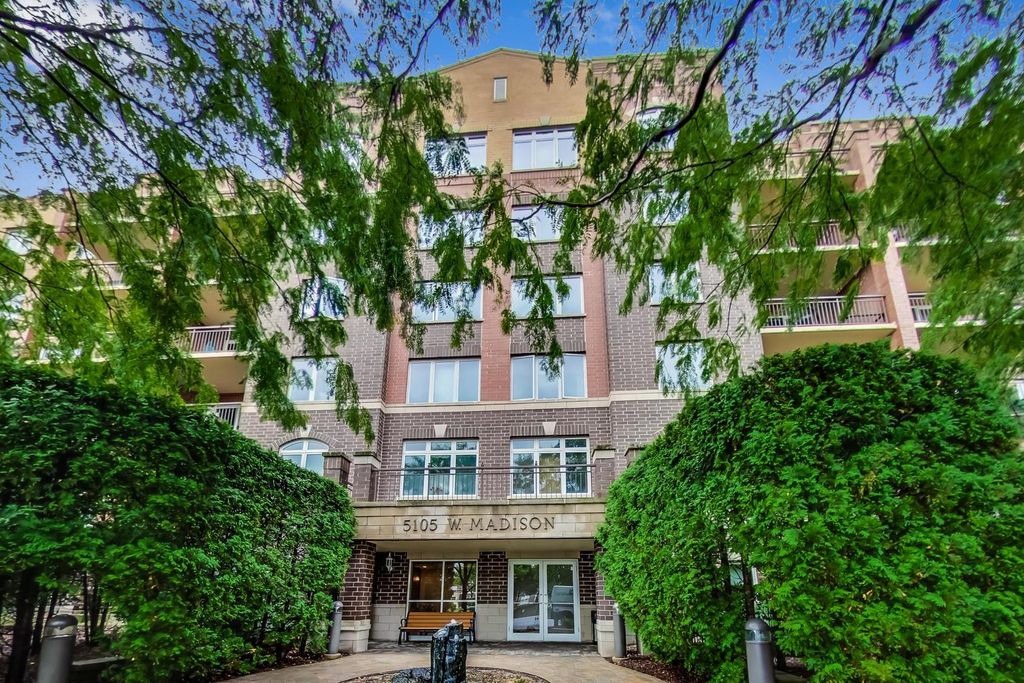 5105 Madison St #609, Skokie, IL 60077