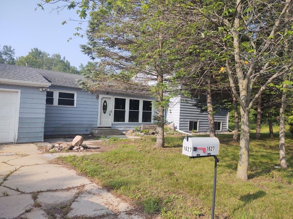 1627 W Linwood Rd, Linwood, MI 48634 See Estimated Value