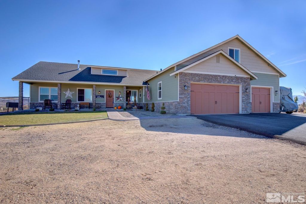 91 Wild Poppy Ct, Smith Valley, NV 89430