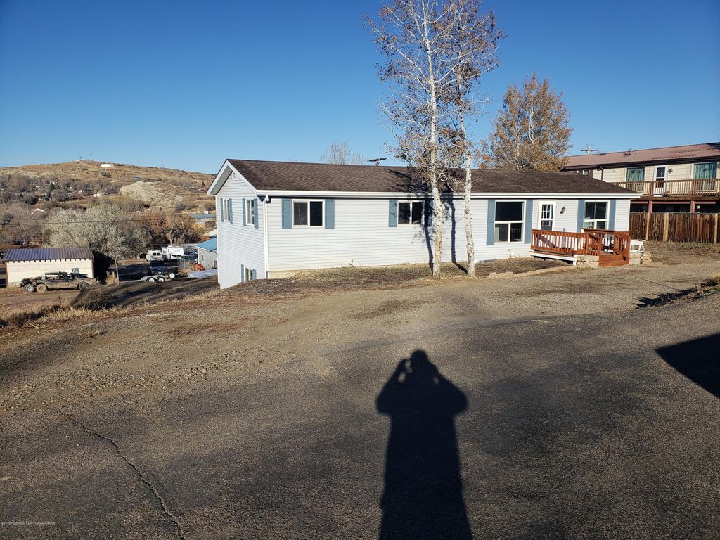 1052 Colorado St, Craig, CO 5 Bed, 3 Bath SingleFamily Home 19