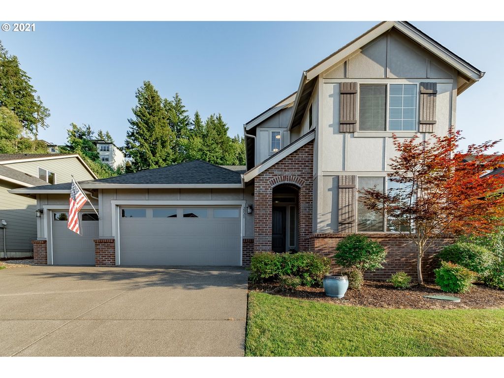 2028 NW 42nd Ave, Camas, WA 98607