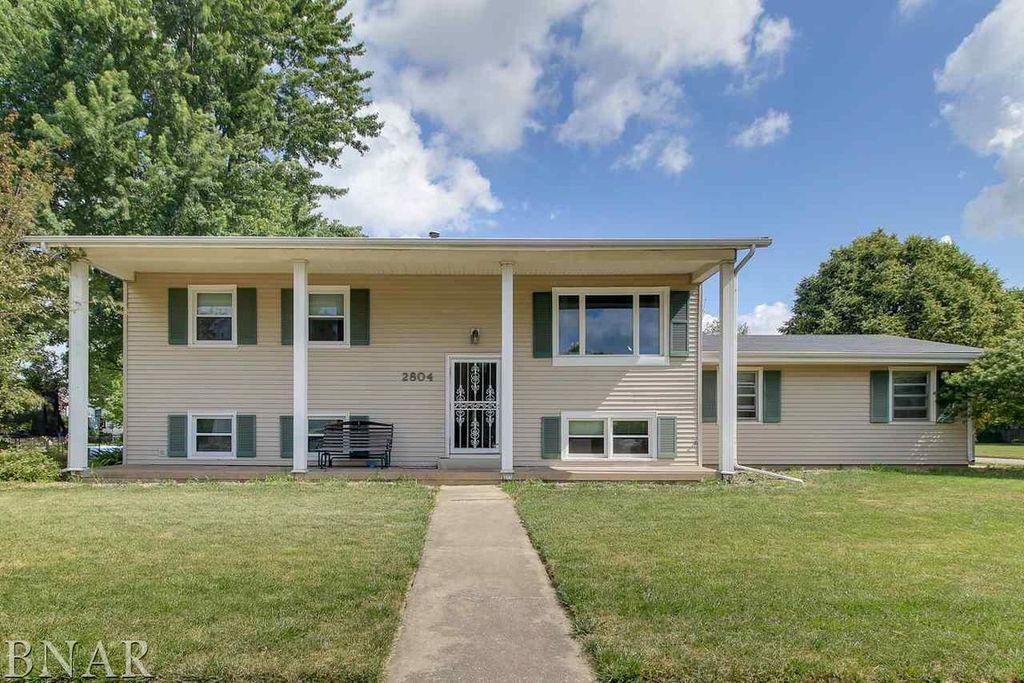 2804 E Washington St, Bloomington, IL 61704 Trulia