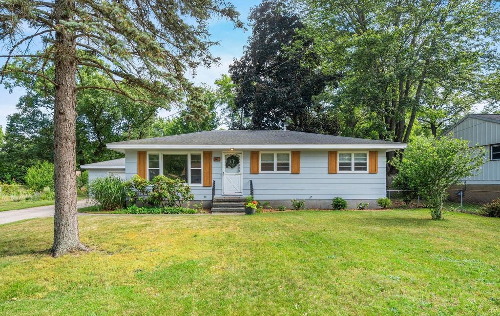 3427 Verna Ave, Muskegon, MI 49442
