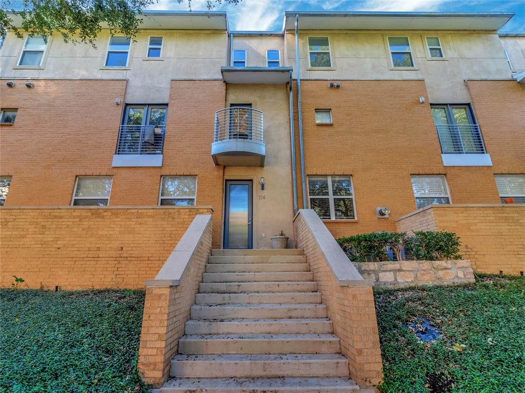 3922 Gilbert Ave #114, Dallas, TX 75219