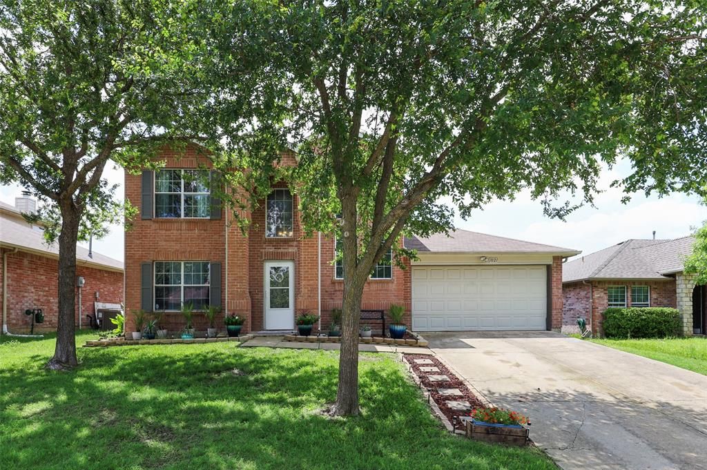 1021 Bainbridge Ln, Forney, TX 75126