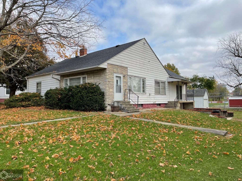 402 S Main St, New Sharon, IA 50207 Trulia