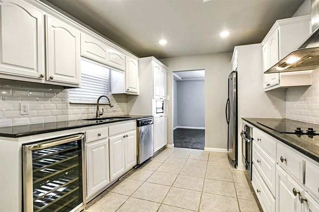 1102 Wilshire Dr, Trophy Club, TX 76262
