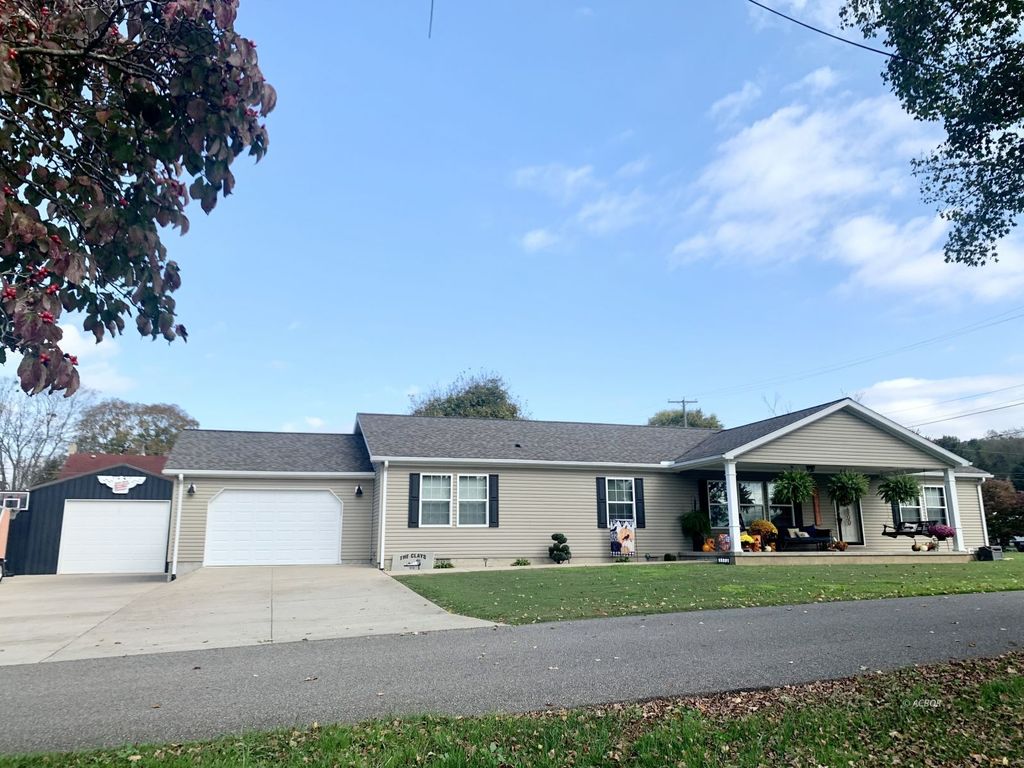 1173 Carlton St, Syracuse, OH 45779