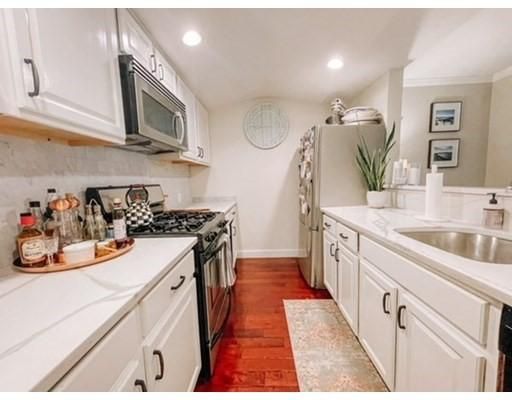 574 E Broadway #1, South Boston, MA 02127