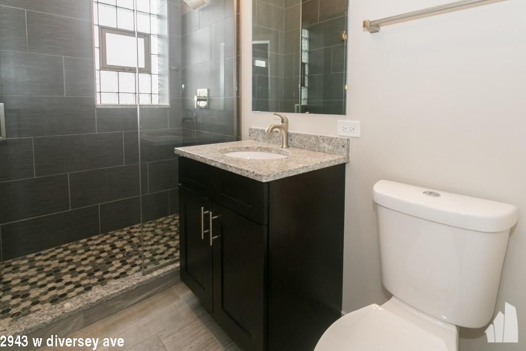 2943 W  Diversey Ave  #814, Chicago, IL 60647