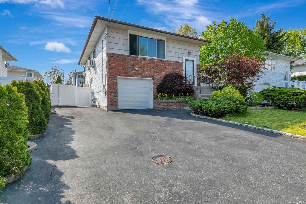 7 Addison Place, Dix Hills, NY 11746 Trulia