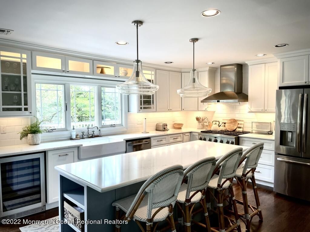 1250 W Front Street, Lincroft, NJ 07738
