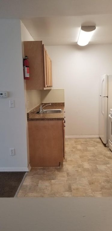 16854 Lahser Rd, Detroit, MI 48219