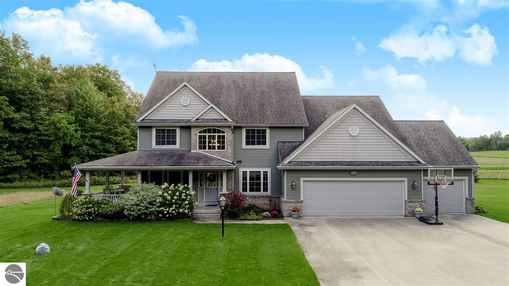 21941 M 115, Tustin, MI 5 Bed, 4 Bath SingleFamily Home 88 Photos