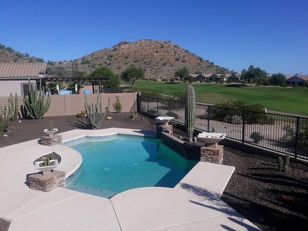 554 W Stirrup Ln, San Tan Valley, AZ 85143