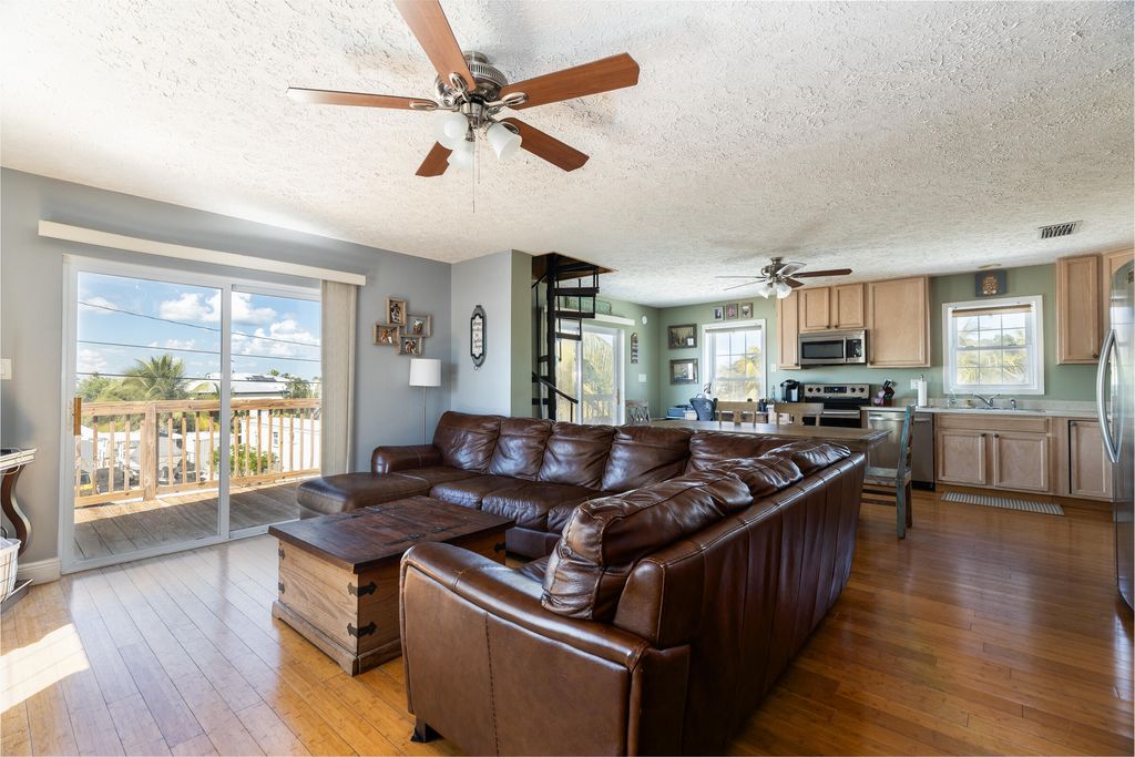 192 2nd Ct, Key Largo, FL 33037