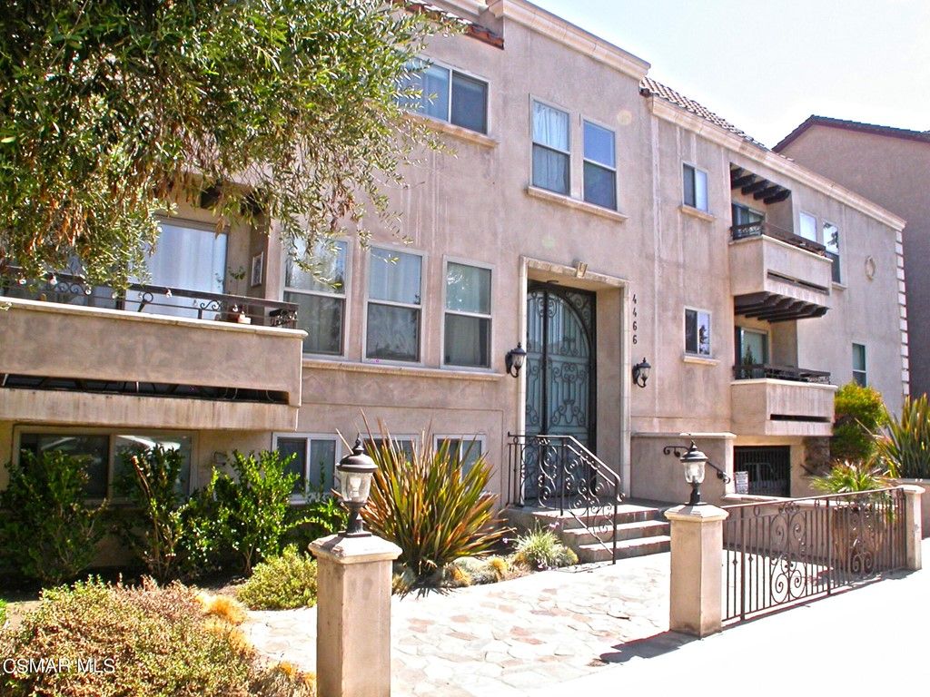 4466 Coldwater Canyon Ave #205, Studio City, CA 91604