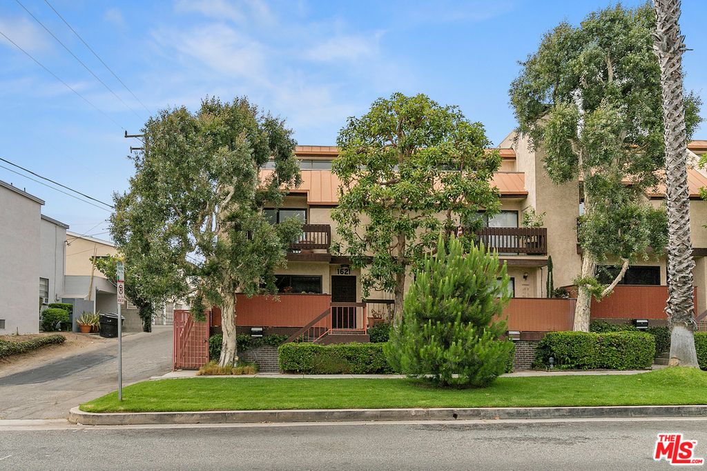 1621 Idaho Ave, Santa Monica, CA 90403
