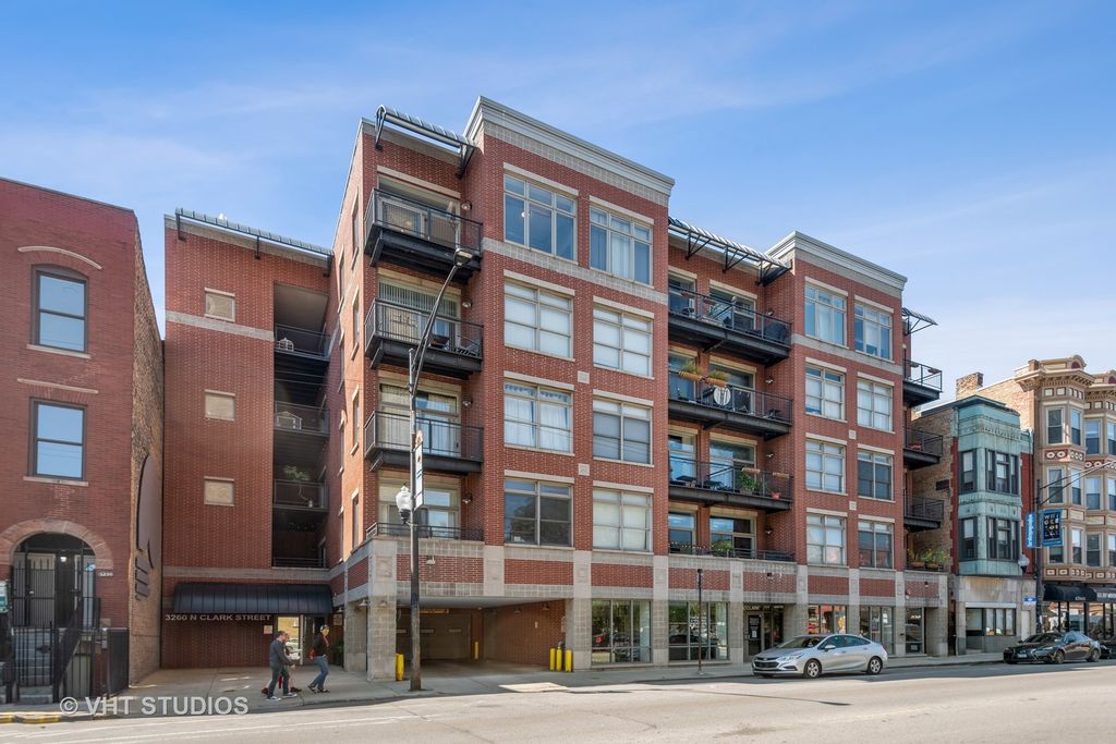 3260 N Clark St #501, Chicago, IL 60657