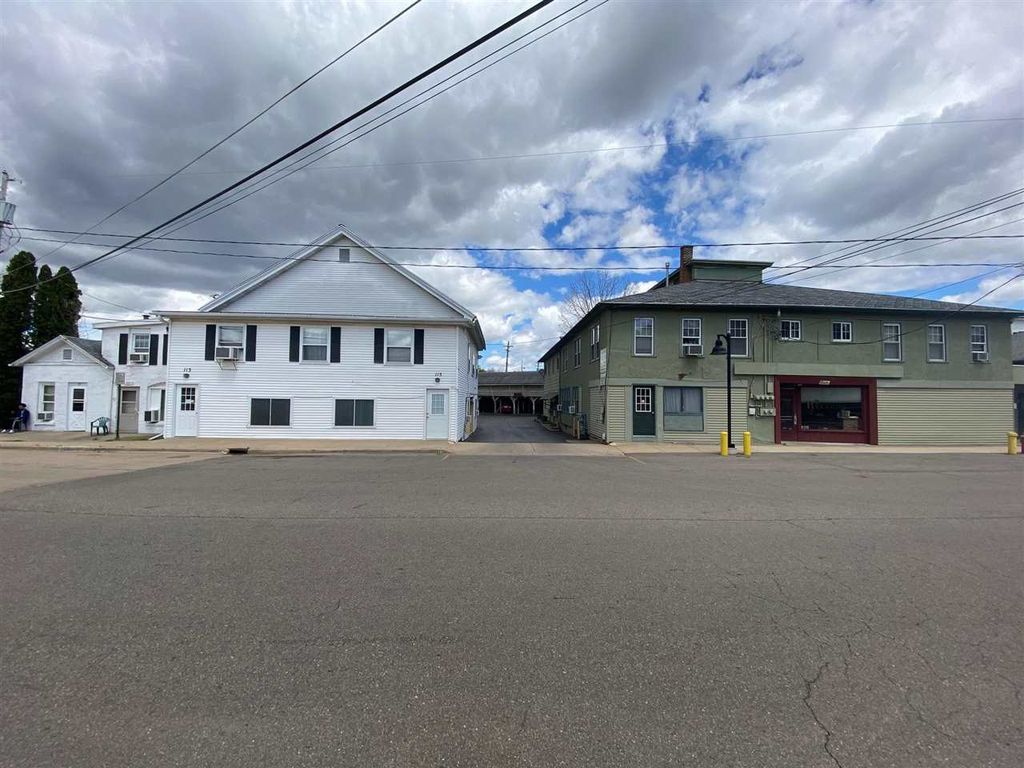 119 E Cass St, Albion, MI 49224