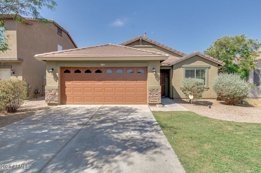 1853 W Desert Mountain Dr, San Tan Valley, AZ 85142