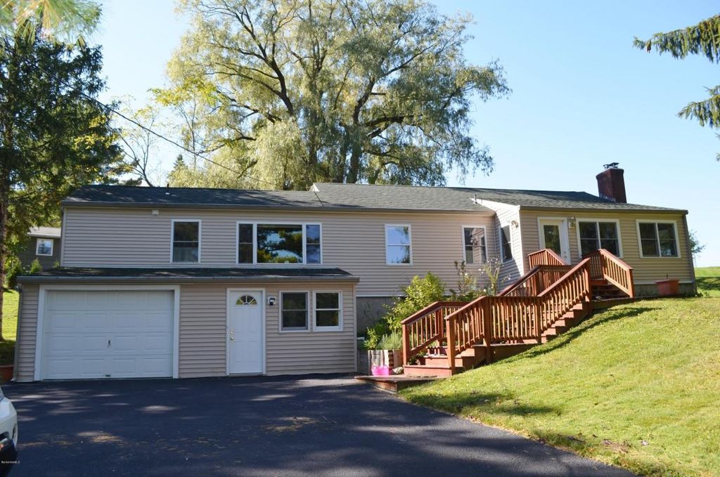 162 Old Stockbridge Rd, Lenox, MA 01240