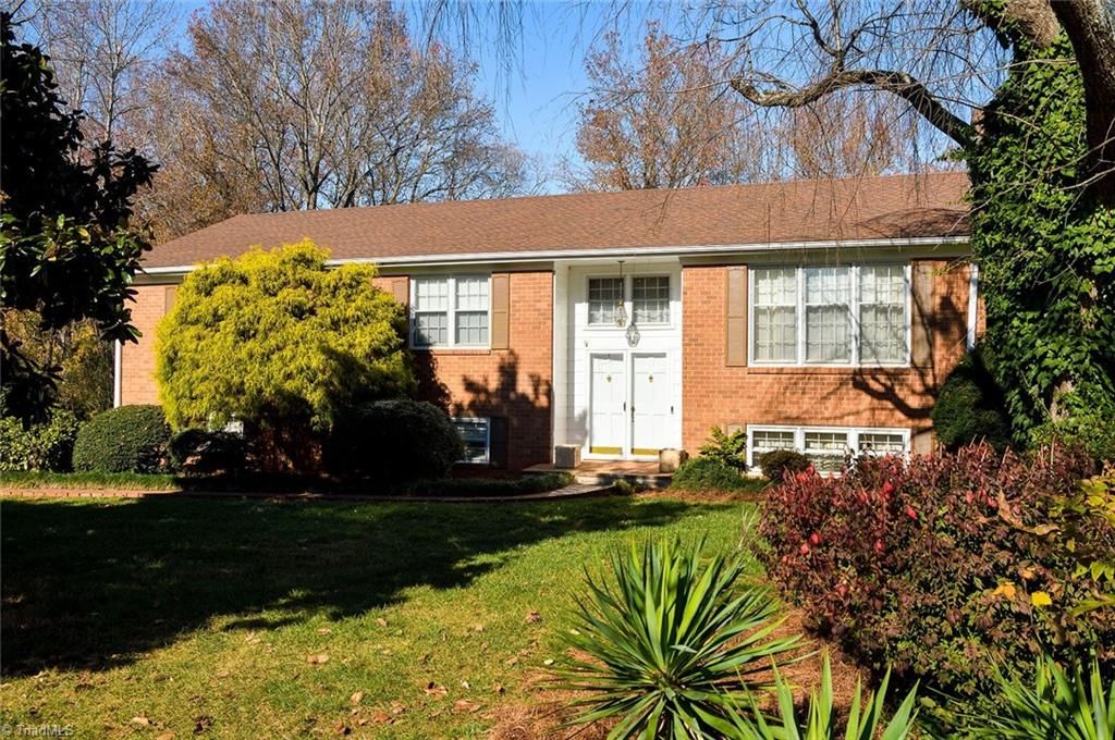 4645 Birgeheath Rd, Kernersville, NC 27284