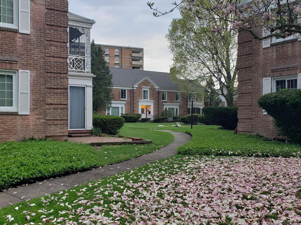 24 S Portage Path 1D, Akron, OH 44303 Trulia