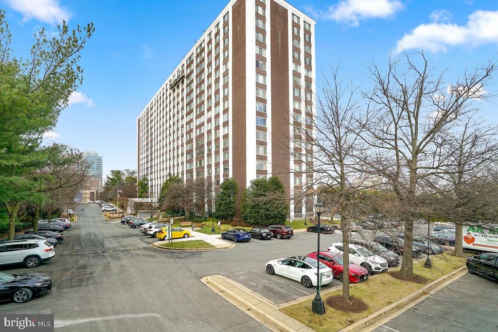 11801 Rockville Pik #513, Rockville, MD 20852