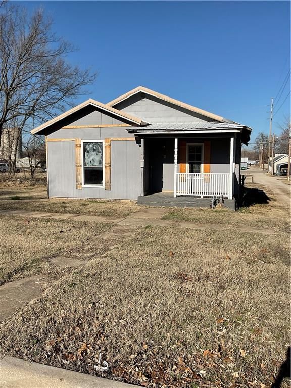 709 E 1st St, Fort Scott, KS 66701 MLS 2468135 Trulia