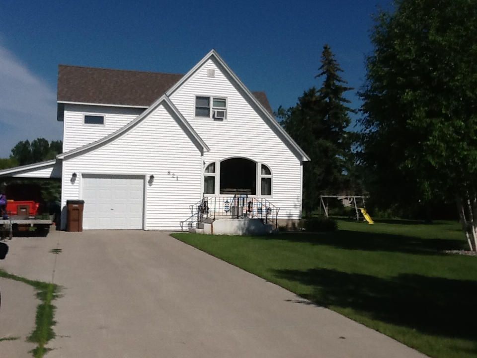 homes for sale east grand forks mn