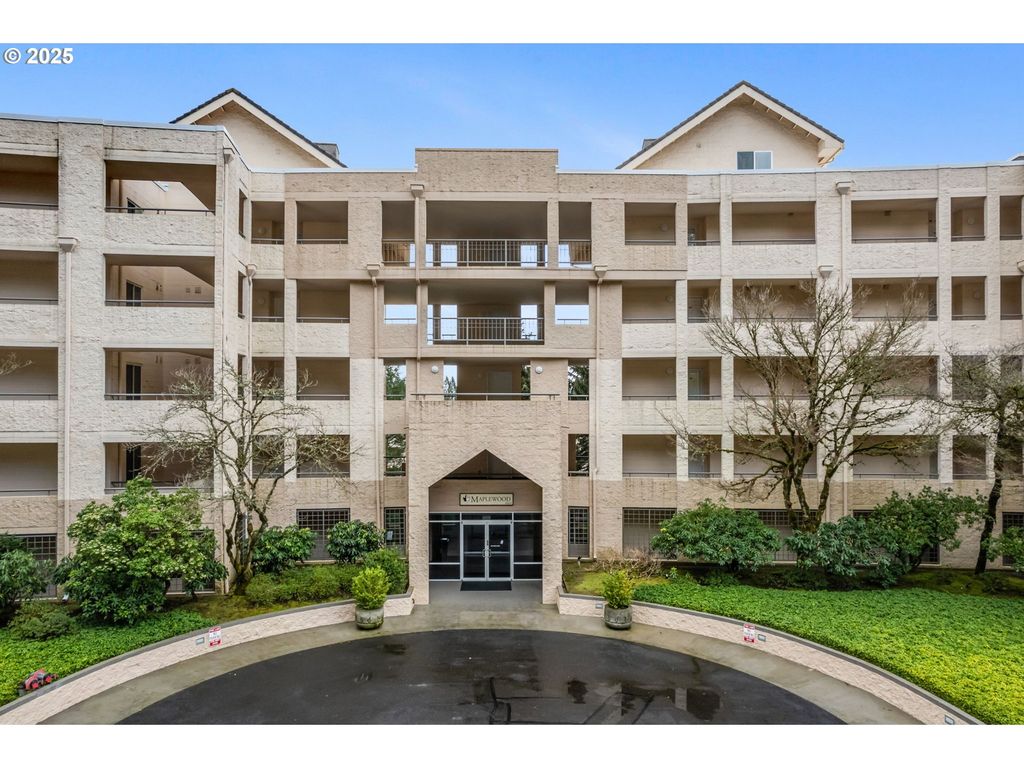 Nike Portland Oregon Nike Store 97217 12805 NW Forest Spring Ln