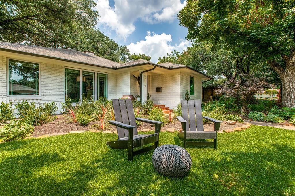 6719 Ravendale Ln, Dallas, TX 75214