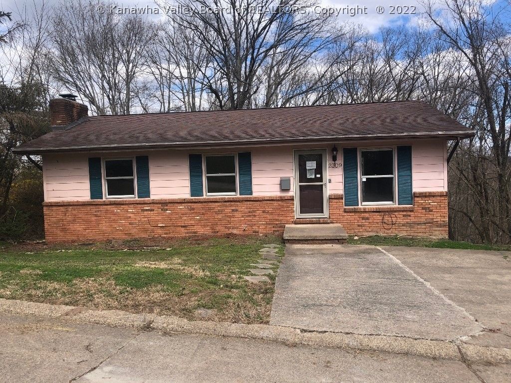 2309 S Walnut St, Saint Albans, WV 25177 Trulia