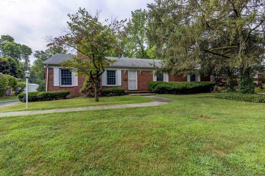 2212 Greenbriar Rd, Springfield, IL 62704 Trulia